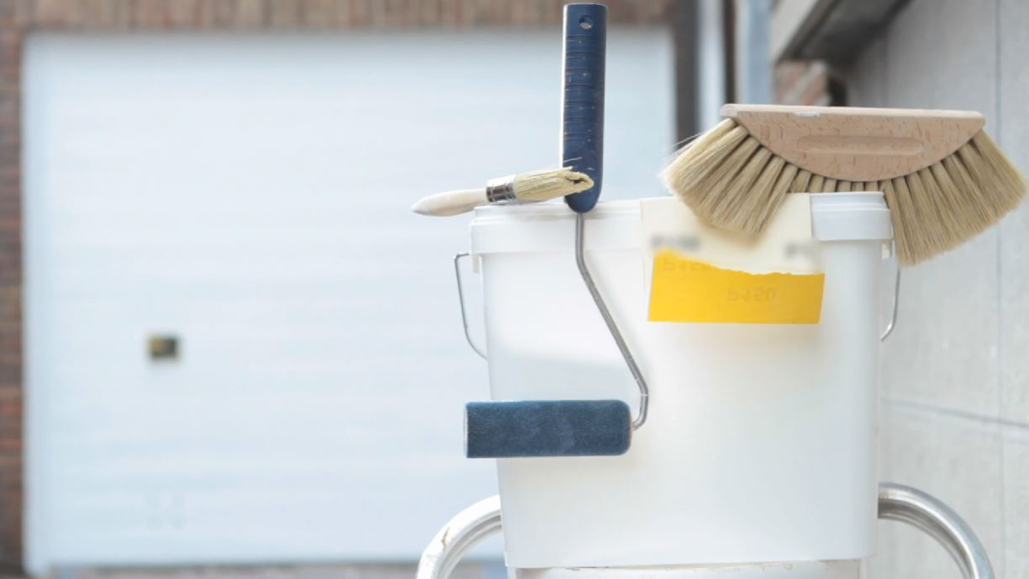 peindre une porte de garage en PVC ?-matériel comment peindre une porte de garage en PVC ? - peinture sur pvc exterieur