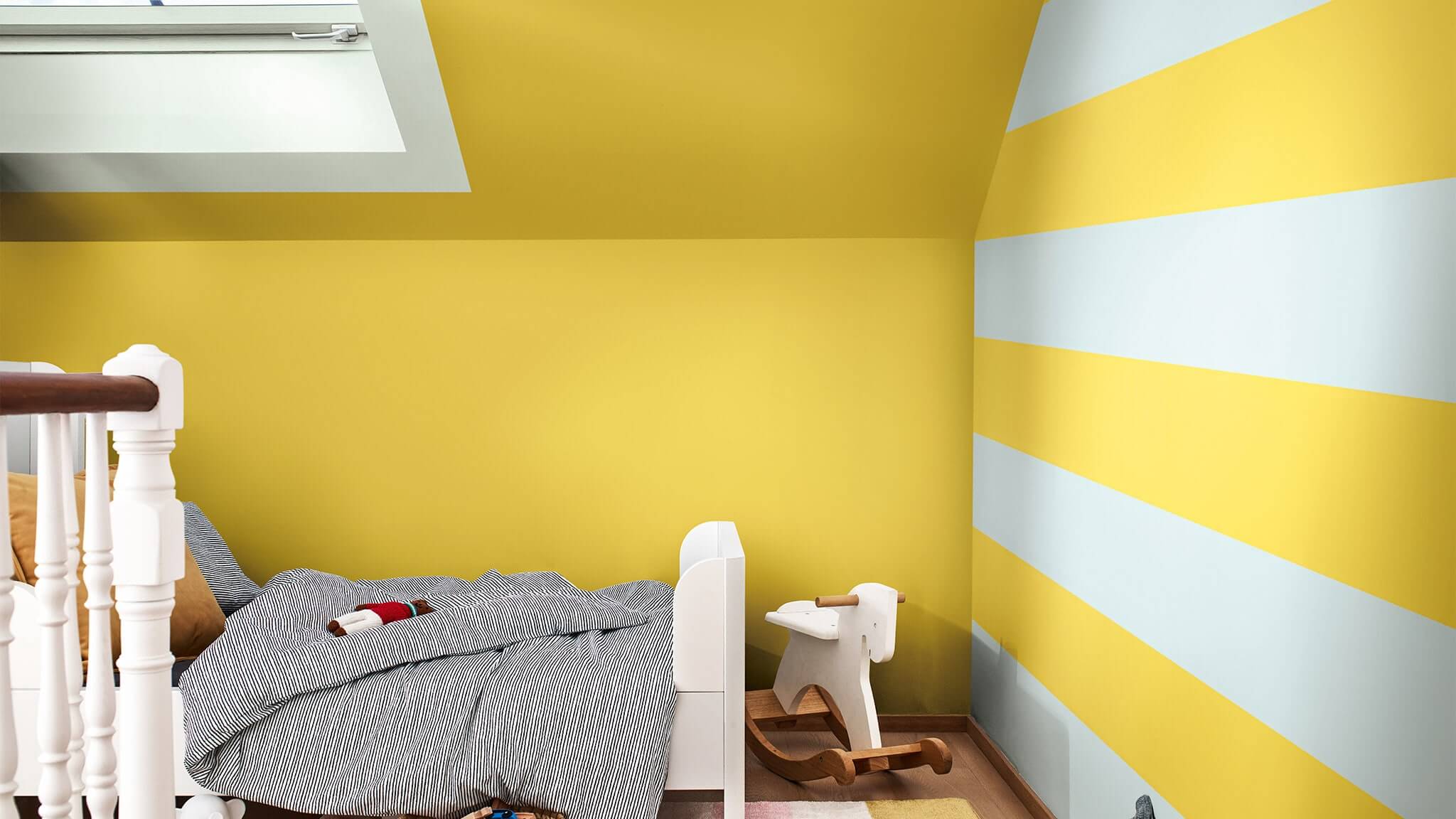 Een kinderkamer met een levendig kleurenpalet en stimulerende strepen cf20_play_kleurenpalet_kinderkamer